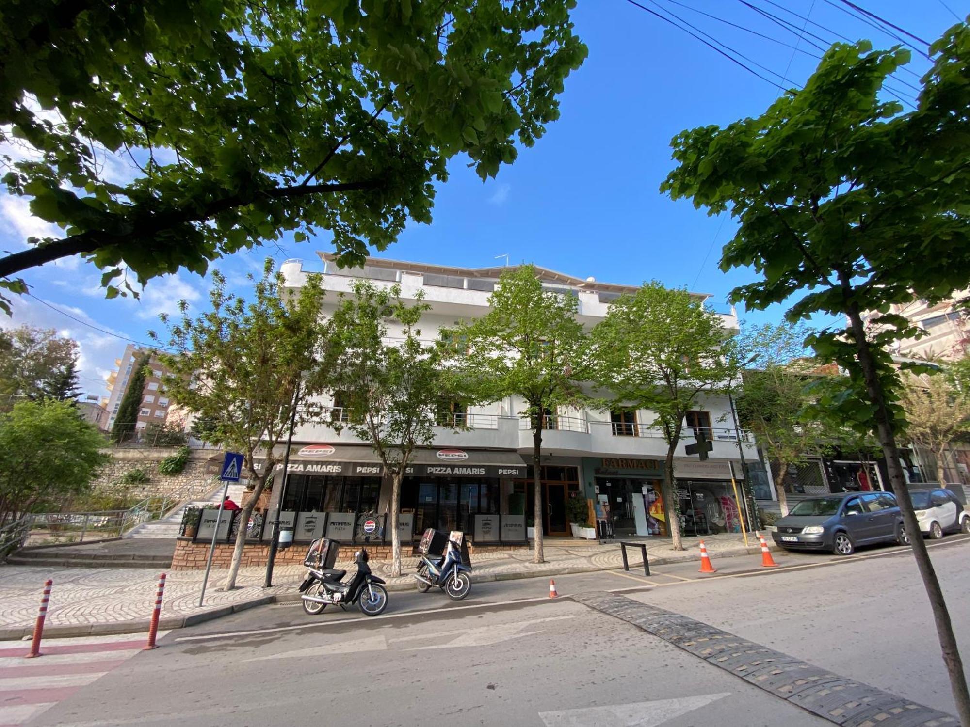Hotel Metali ซารานเดอ ภายนอก รูปภาพ